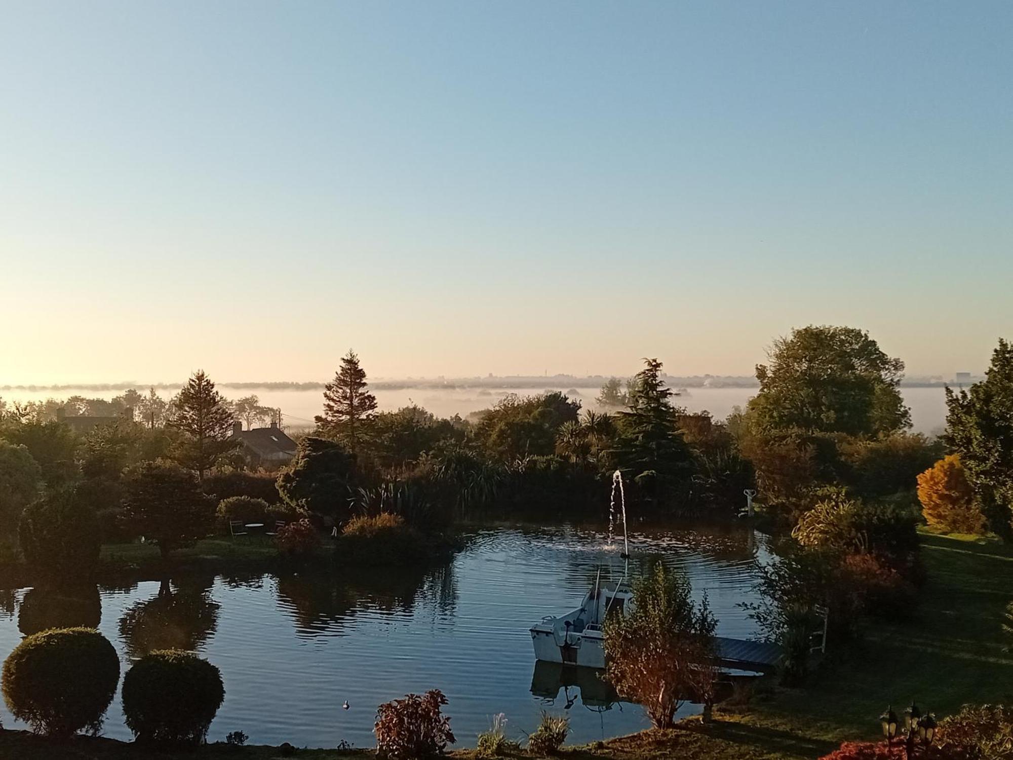 Domaine Du D-Day Bed and Breakfast Saint-Come-du-Mont Εξωτερικό φωτογραφία